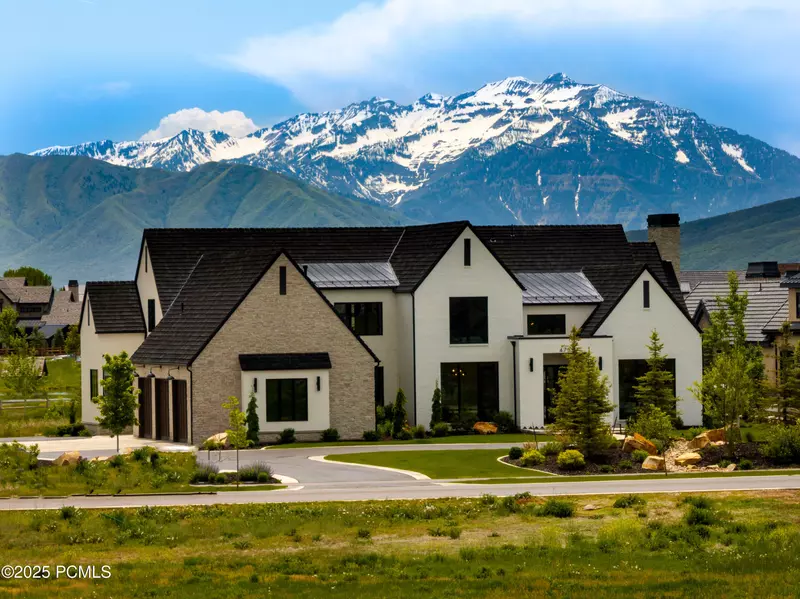 475 N Waters Edge RD Road, Midway, UT 84049