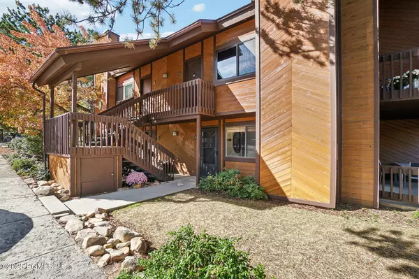 2025 Canyons Resort DR Drive #R4, Park City, UT 84098
