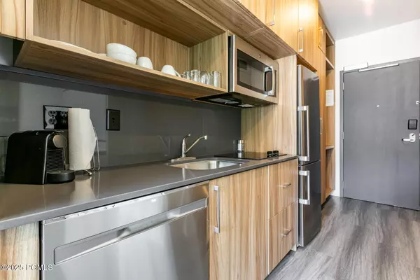 Park City, UT 84098,2670 Canyons Resort DR Drive #214