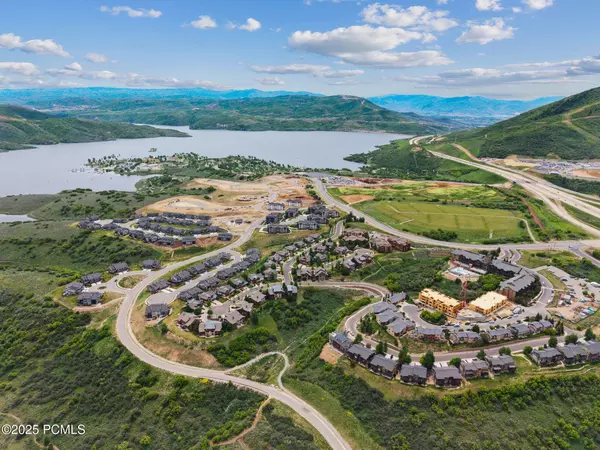 Heber City, UT 84032,1121 W Vos CIR Circle #302