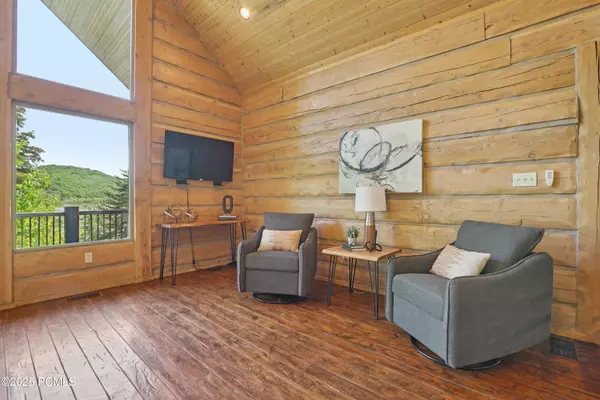 Park City, UT 84098,120 Parkview DR Drive