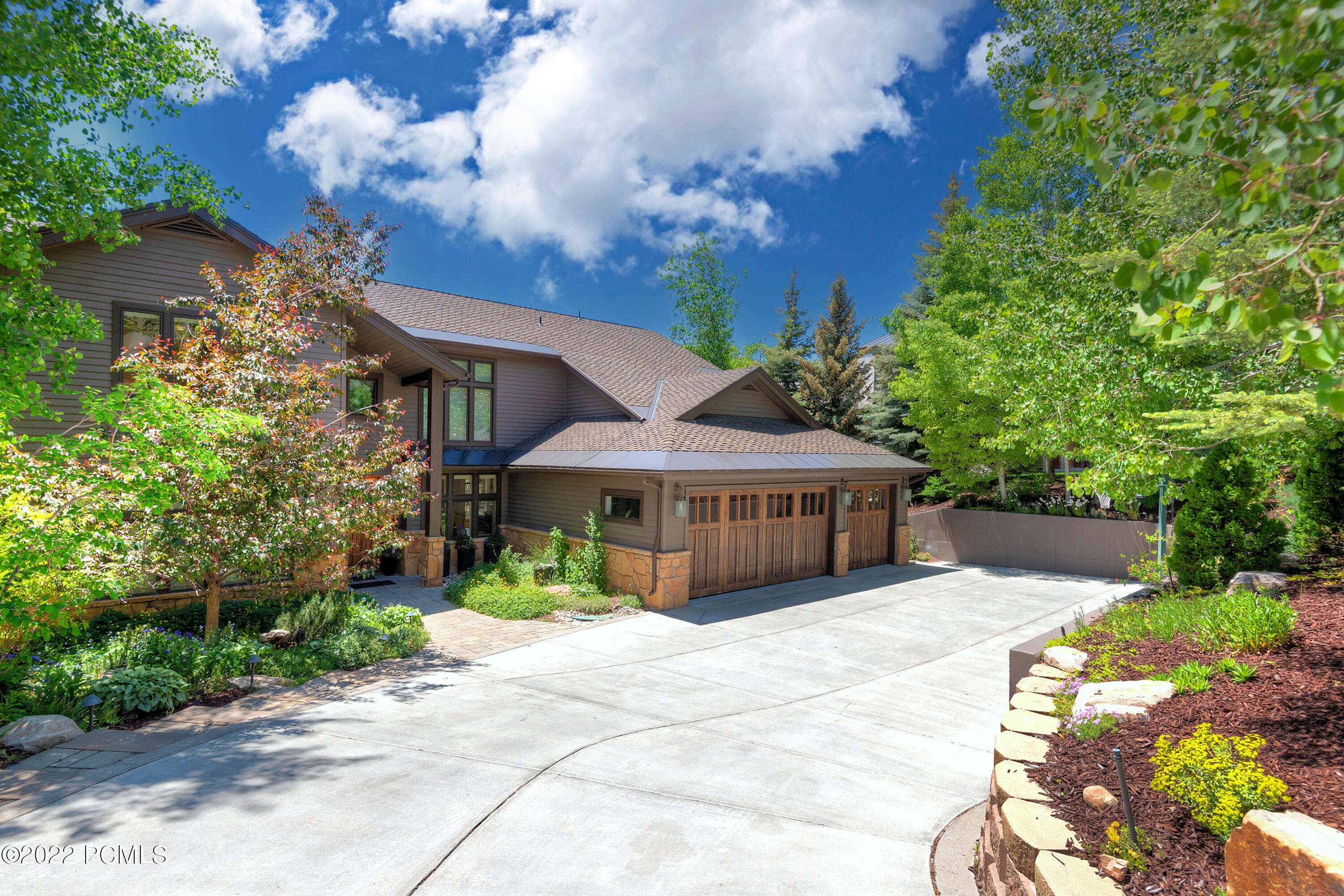 Park City, UT 84060,3279 American Saddler DR Drive