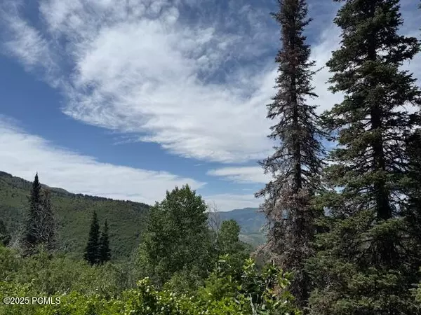 Salt Lake City, UT 84109,9612 S 2675
