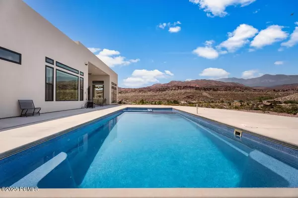 Leeds, UT 84746,226 W Shinarump CIR Circle
