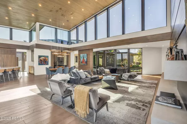 Park City, UT 84098,800 Hollyhock ST Street