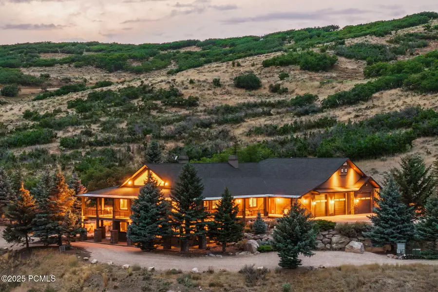 1800 Bridge Hollow Dr, Wanship, UT 84017