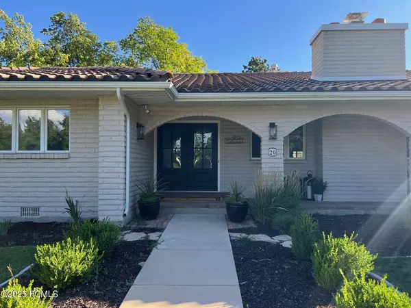 Sandy, UT 84092,20 Northridge WAY Way