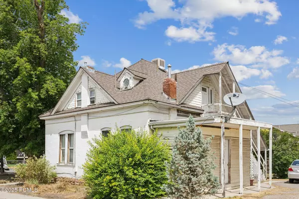 Salt Lake City, UT 84115,2885 S 300 East East