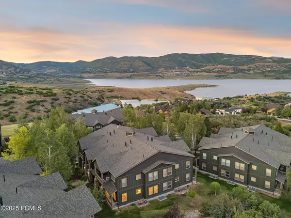 Heber City, UT 84032,1729 Fox Bay DR Drive #J104