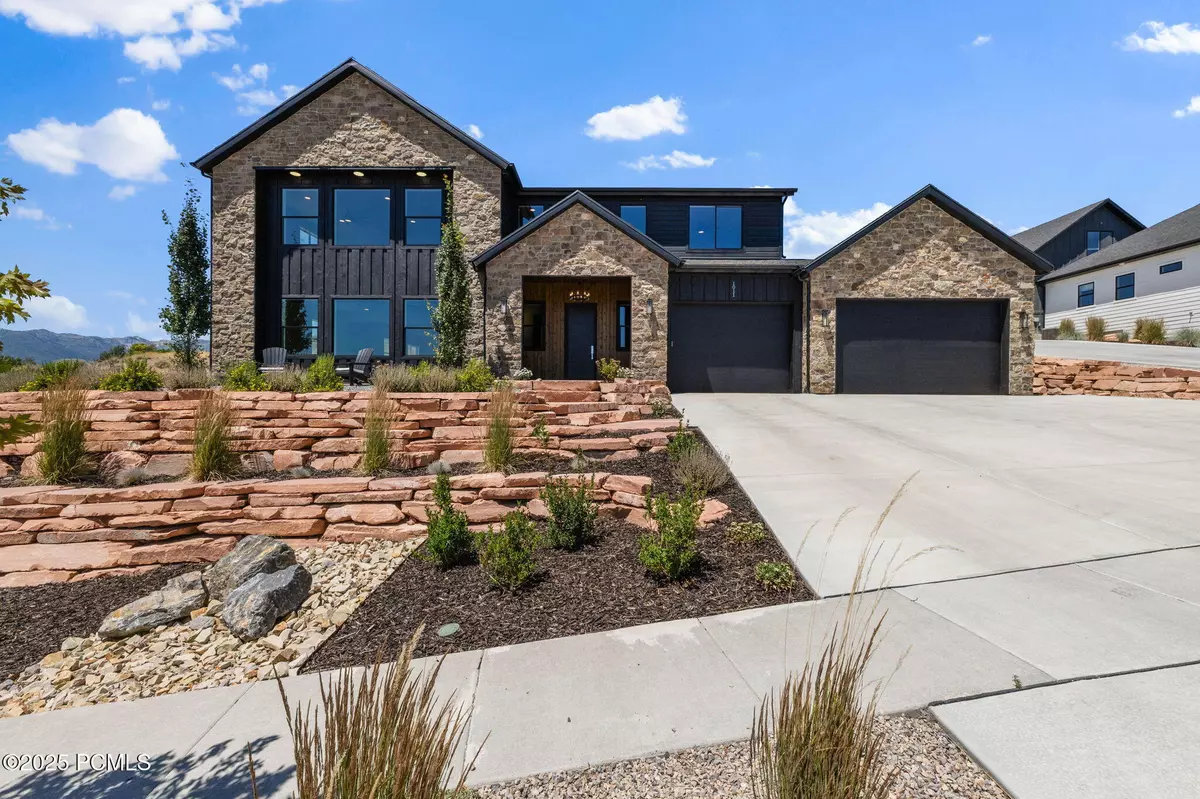 Heber City, UT 84032,1011 E Mill RD Road