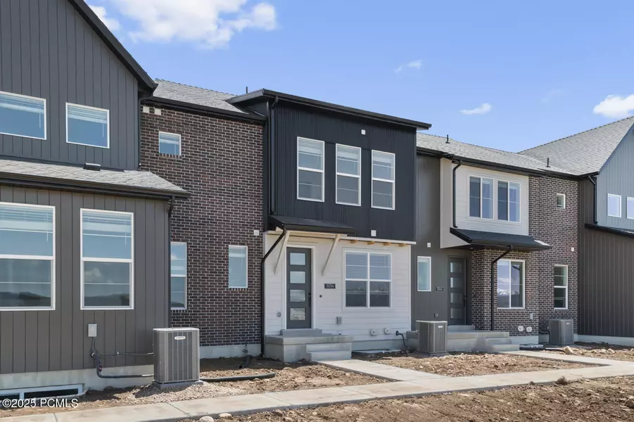 3054 Clover CT Court, Francis, UT 84036