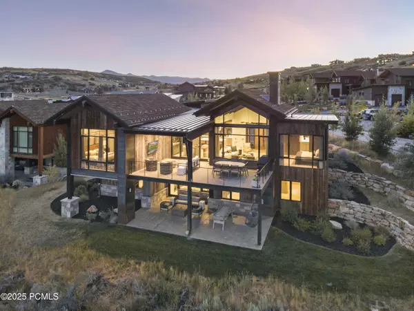 9352 N Coopers Hawk CT Court #Wh - 39, Kamas, UT 84036
