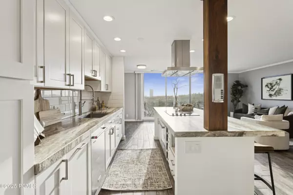 Salt Lake City, UT 84102,777 E South Temple ST Street #Apt 10d