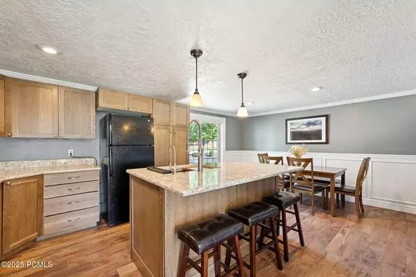 Kaysville, UT 84037,203 S 350