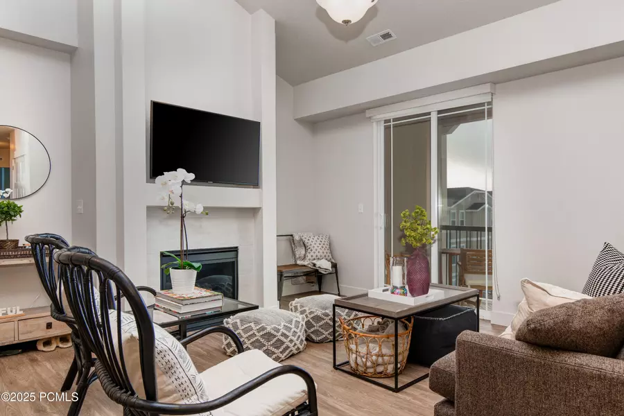 1047 S 500 East East #F302, Heber City, UT 84032
