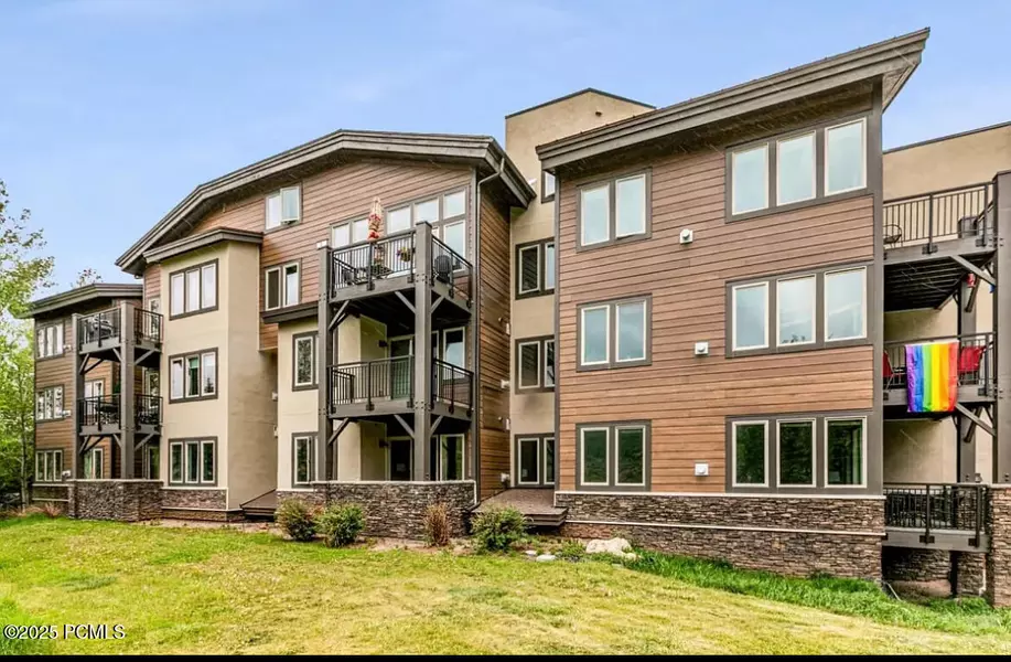 6749 N 2200 West #B304, Park City, UT 84098