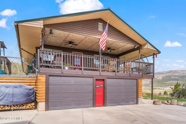 Vernal, UT 84078,6407 N Dry Fork Canyon RD Road