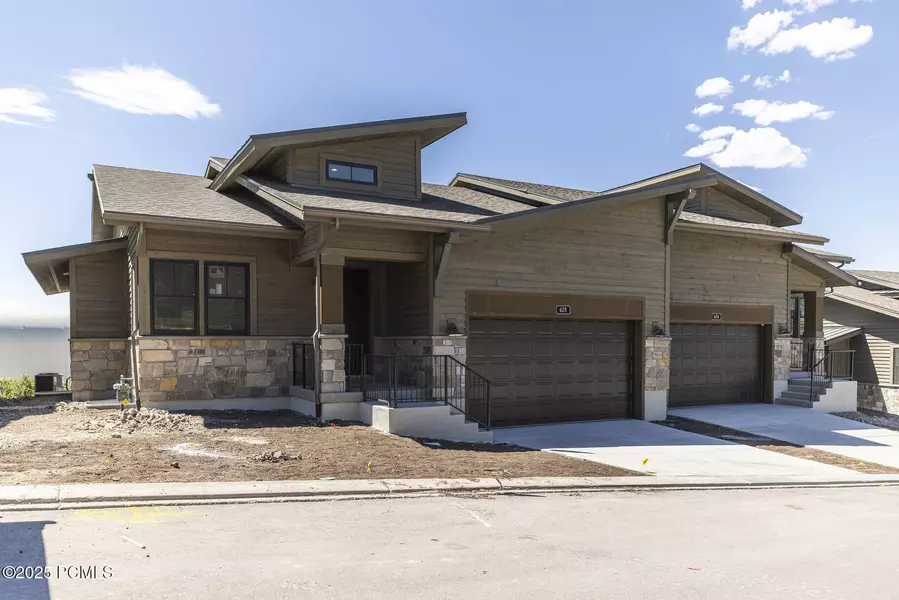 678 E Silver Hill LOOP Loop, Hideout, UT 84036