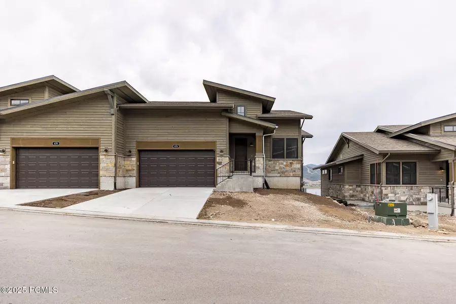 674 E Silver Hill LOOP Loop, Hideout, UT 84036