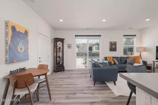 Park City, UT 84098,3355 Santa Fe RD Road