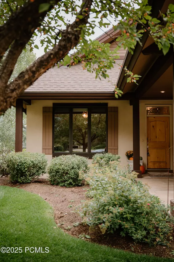 Midway, UT 84049,1084 Matterhorn CT Court