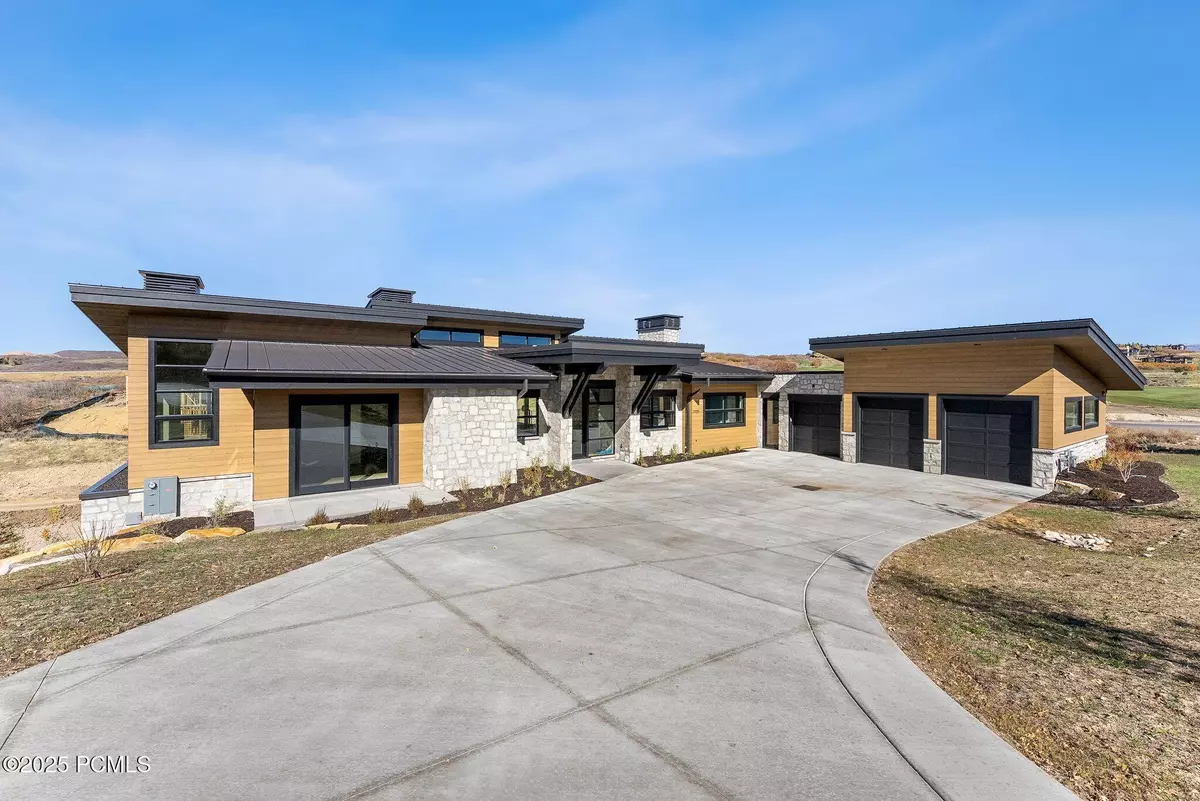 Kamas, UT 84036,2105 E Paddleboard WAY Way