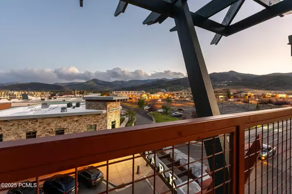 Park City, UT 84098,1476 Newpark BLVD Boulevard #402
