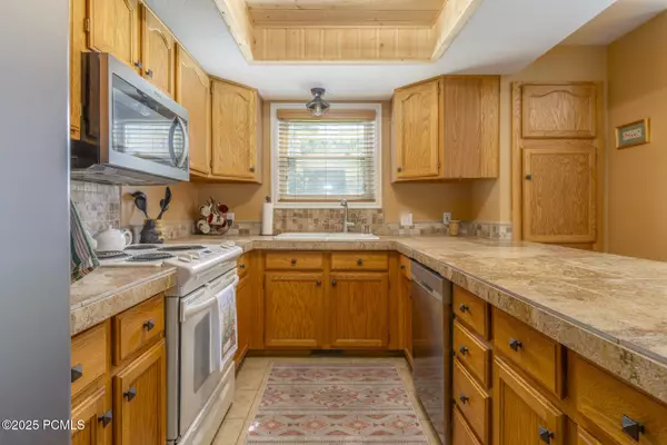 Midway, UT 84049,1003 Uri LN Lane #X-7