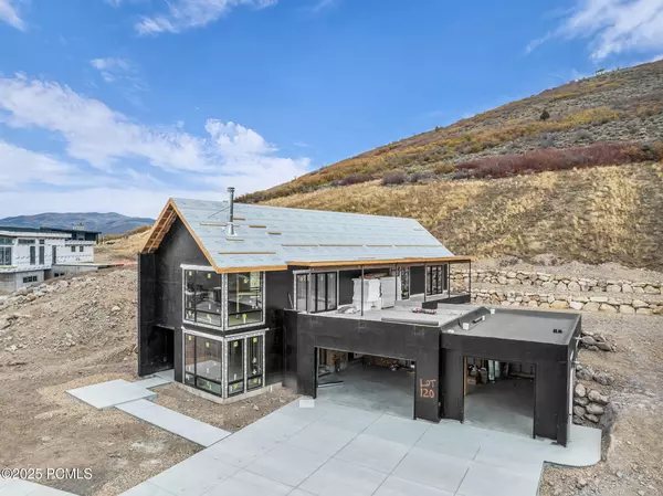 Kamas, UT 84036,4072 E Harris Way