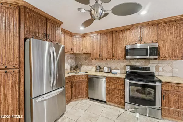 Park City, UT 84060,220 Park AVE Avenue #C48