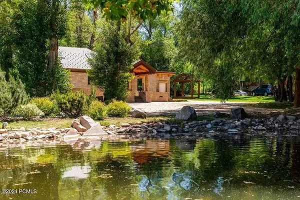 Park City, UT 84098,4137 Ut-224