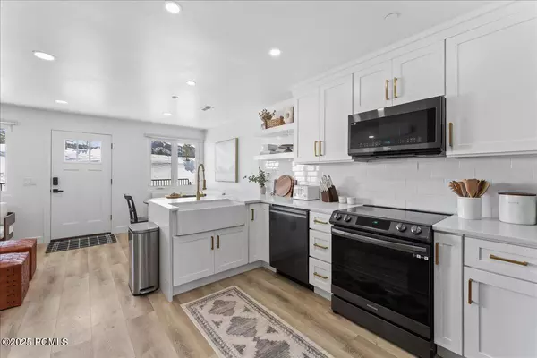 Park City, UT 84098,3285 Lower Saddleback RD Road #Apt 6a