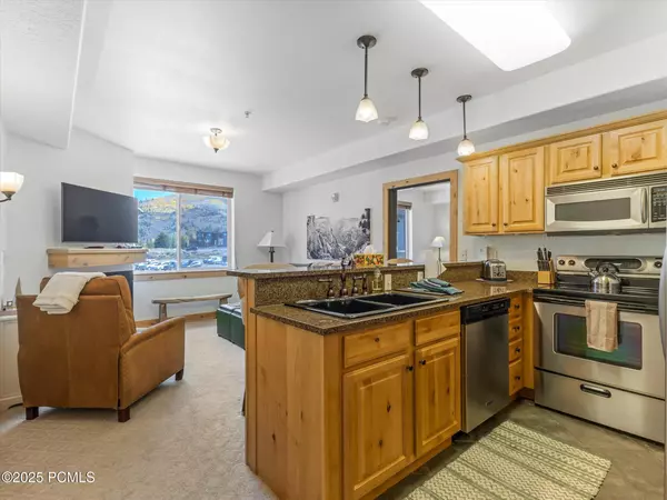 Park City, UT 84098,2669 Canyons Resort DR Drive #310