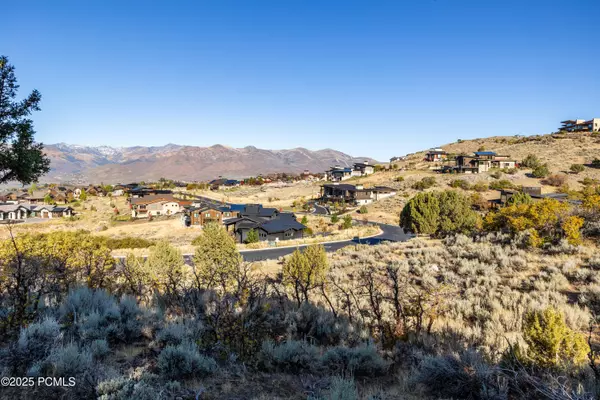 Heber City, UT 84032,2157 E Notch Mt CIR Circle #352