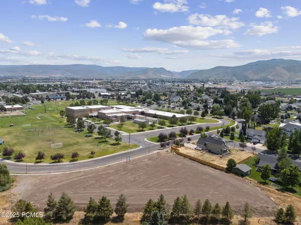 Midway, UT 84049,806 S School House WAY Way #2