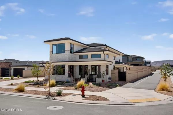 St. George, UT 84790,755 W Juniper Hill DR Drive