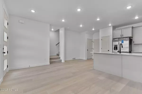 Francis, UT 84036,1443 Electric AVE Avenue