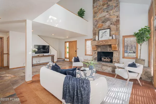 Park City, UT 84060,2364 Gilt Edge CIR Circle #12