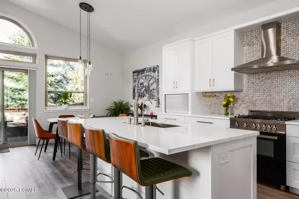 Park City, UT 84098,6621 Trout Creek CT Court