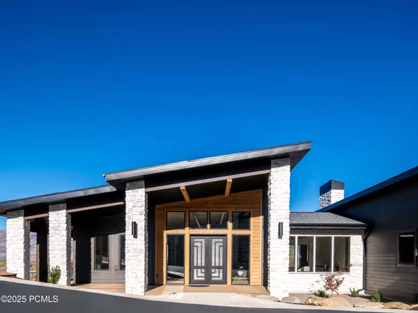 Huntsville, UT 84317,6858 E Summit Peak CIR Circle