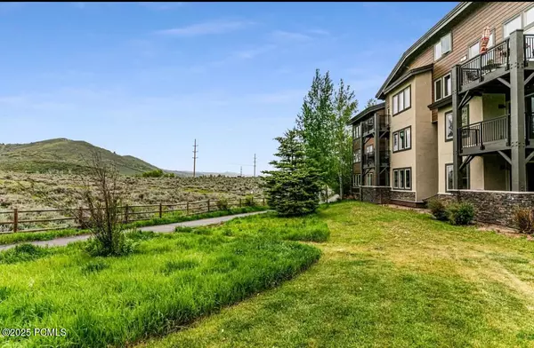 Park City, UT 84098,6749 W 2200 #B207