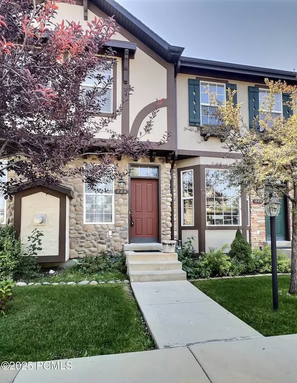 884 E Hamlet CIR Circle, Midway, UT 84049