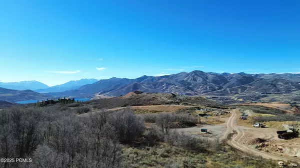 1746 E Wrangler LOOP Loop #208, Hideout, UT 84036