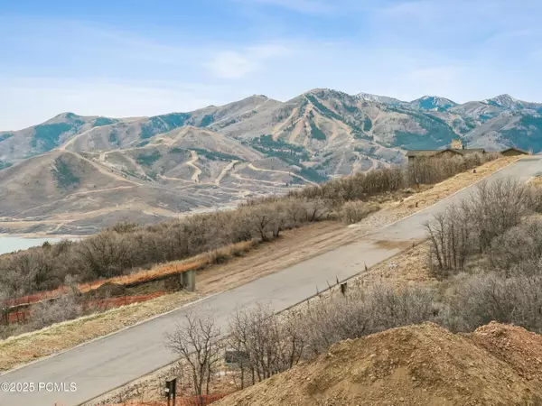 Hideout, UT 84036,2313 E Wrangler DR Drive