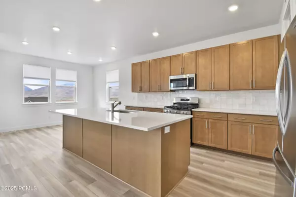 Heber City, UT 84032,2455 N Meadowside WAY Way