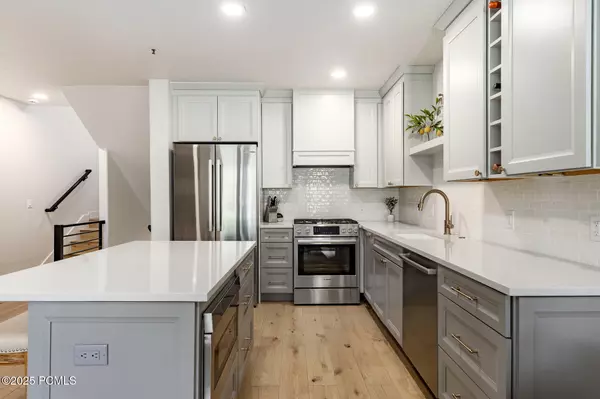 Park City, UT 84060,690 Deer Valley DR Drive #Unit 11