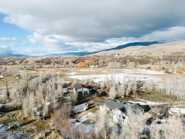 Kamas, UT 84036,3700 S 1000 E