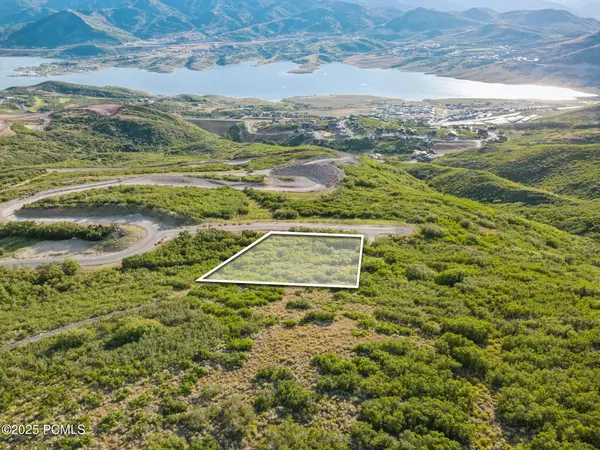 Hideout, UT 84036,11556 N Aeire CT Court #387