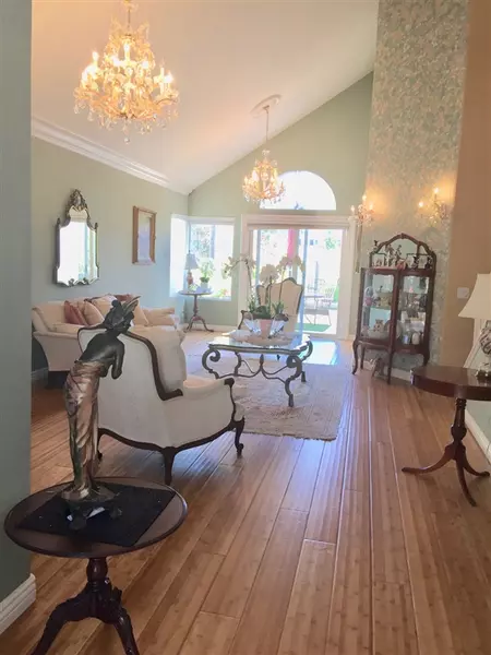 1418 Portofino Drive, Vista, CA 92081