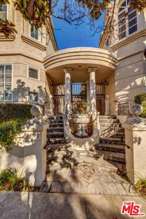 Beverly Hills, CA 90211,9001 Dayton WAY #C